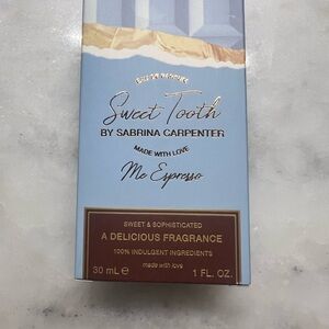 Sweet Tooth by Sabrina Carpenter Eau de Parfum - Blue and Gold